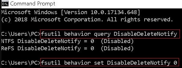 Eingabeaufforderungsfenster mit der Ausgabe von fsutil behavior query DisableDeleteNotify, wobei Ergebnis 0 anzeigt, dass TRIM aktiviert ist.